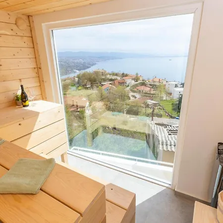 Amazing In Bregi With House Sea View Apartment