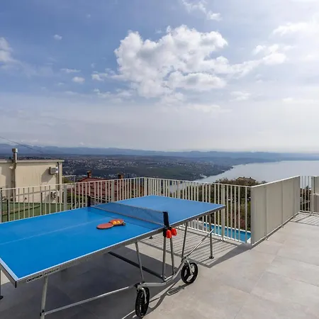 Amazing In Bregi With House Sea View Apartment