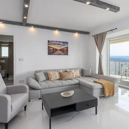 Amazing In Bregi With House Sea View Apartment *