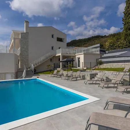 Amazing In Bregi With House Sea View