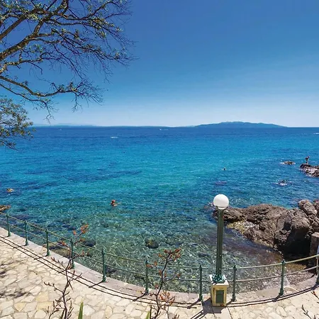 Amazing In Bregi With House Sea View Apartment *
